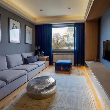 View Loft Apartment